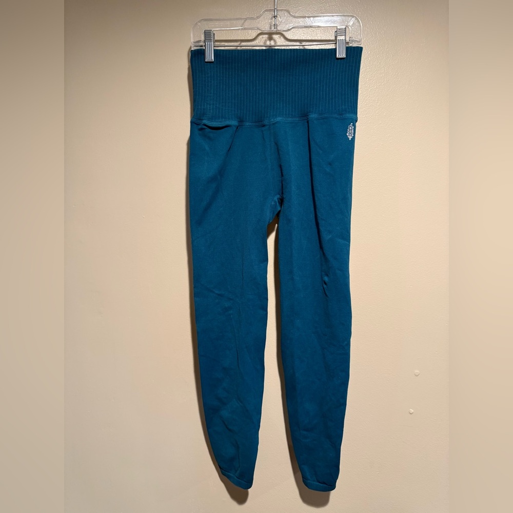 FP Movement Good Karma legging LOT of four Medium/large M/L - Picture 5 of 14